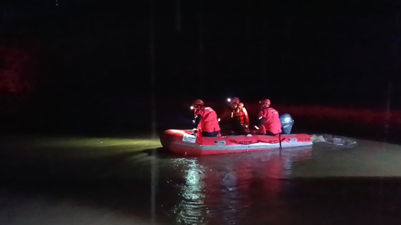 Meriç Nehri'nde su seviyesi arttı; DSİ 'turuncu alarm' uyarısında bulundu