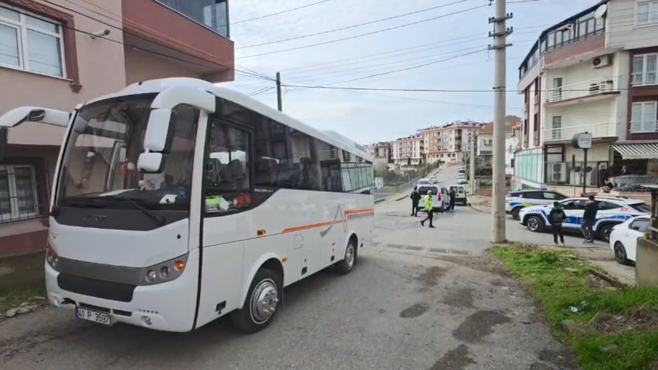 Okul çıkışı servis midibüsünün çarptığı 1’inci sınıf öğrencisi Elanur öldü