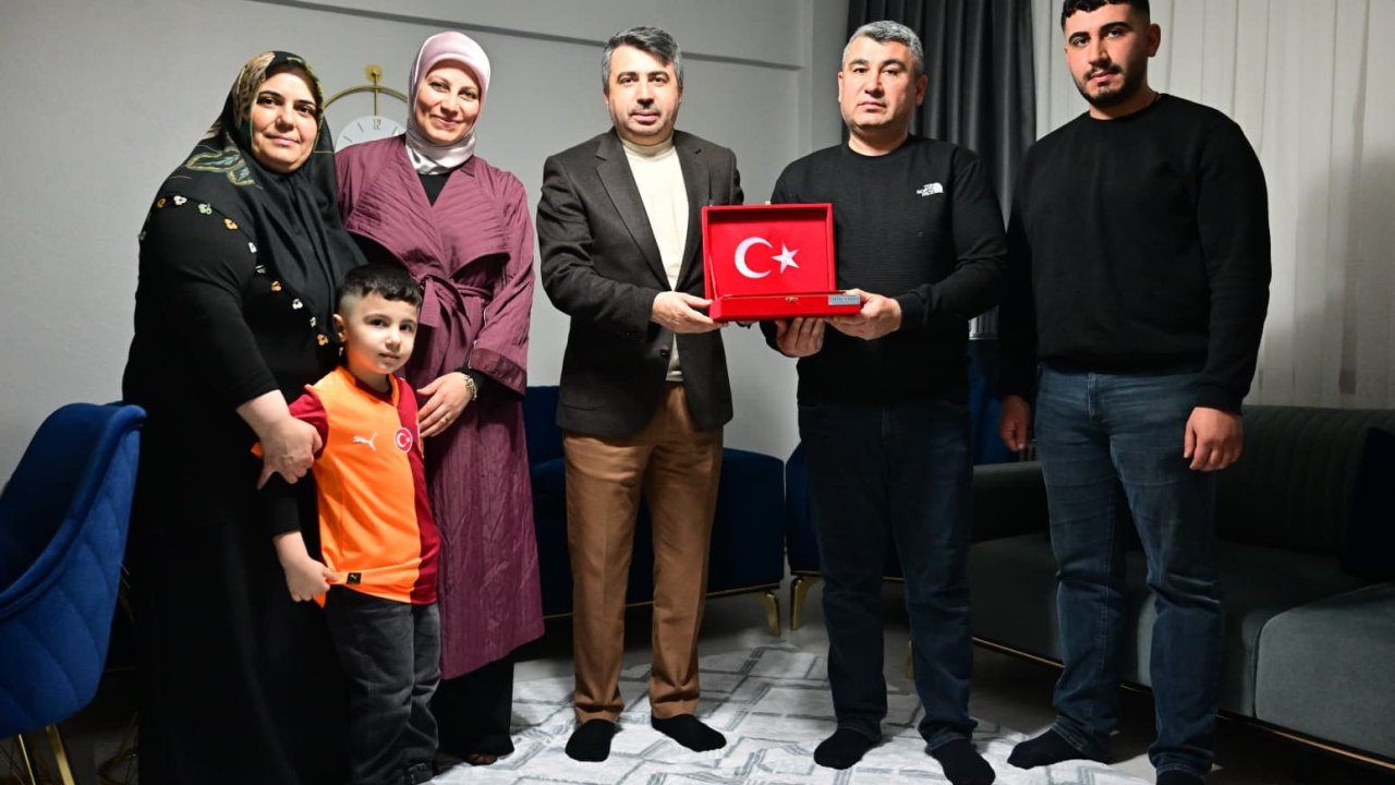 Yıldırım Belediye Başkanı Oktay Yılmaz’dan şehit ailesine ziyaret
