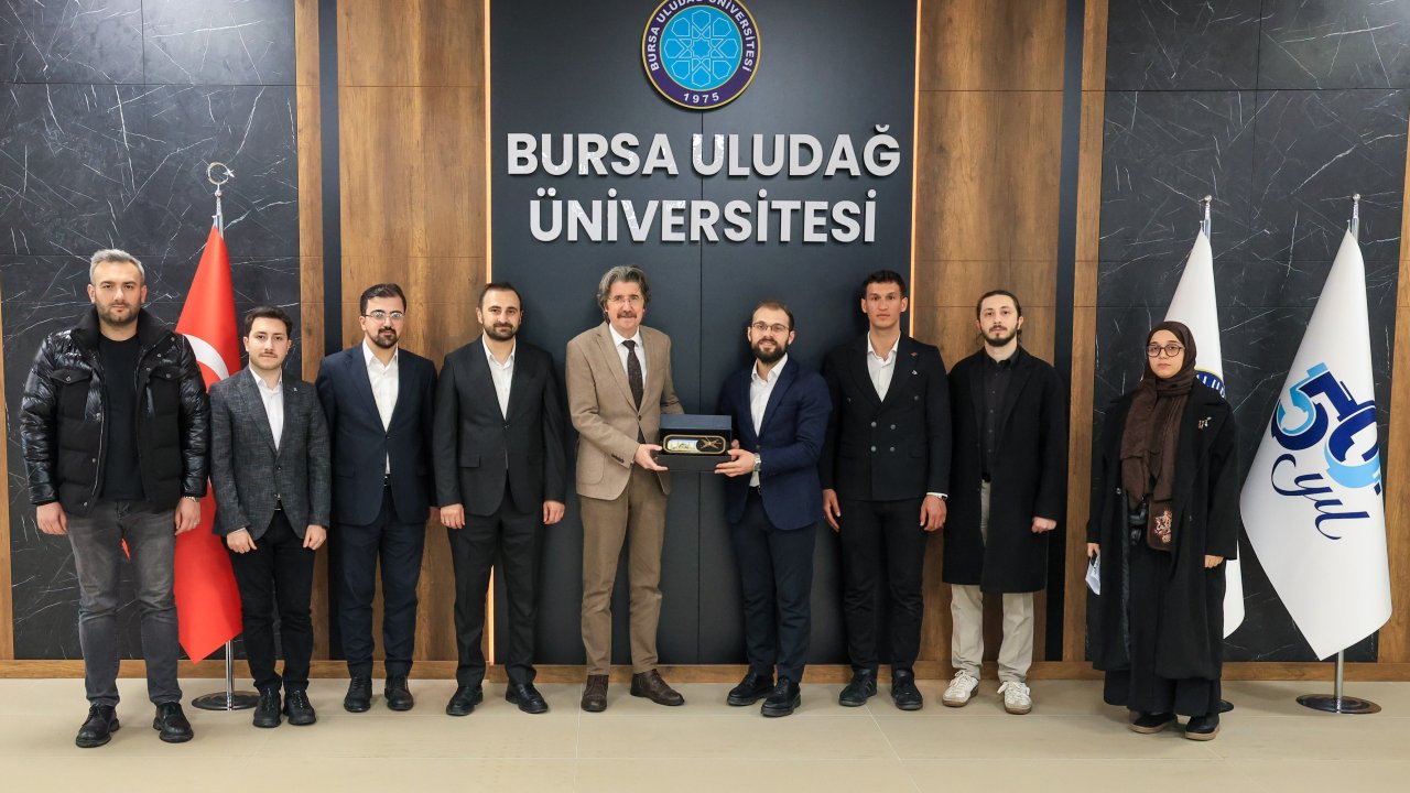 BUÜ’den öğrencilerin akademik ve sosyal gelişimlerine katkı sağlayacak iş birliği protokolü