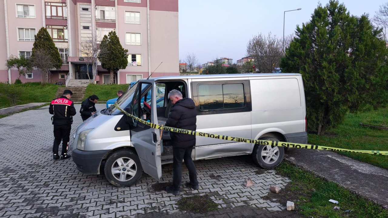 Otoparkta minibüsü park ettikten sonra tabancayla vurularak öldürüldü