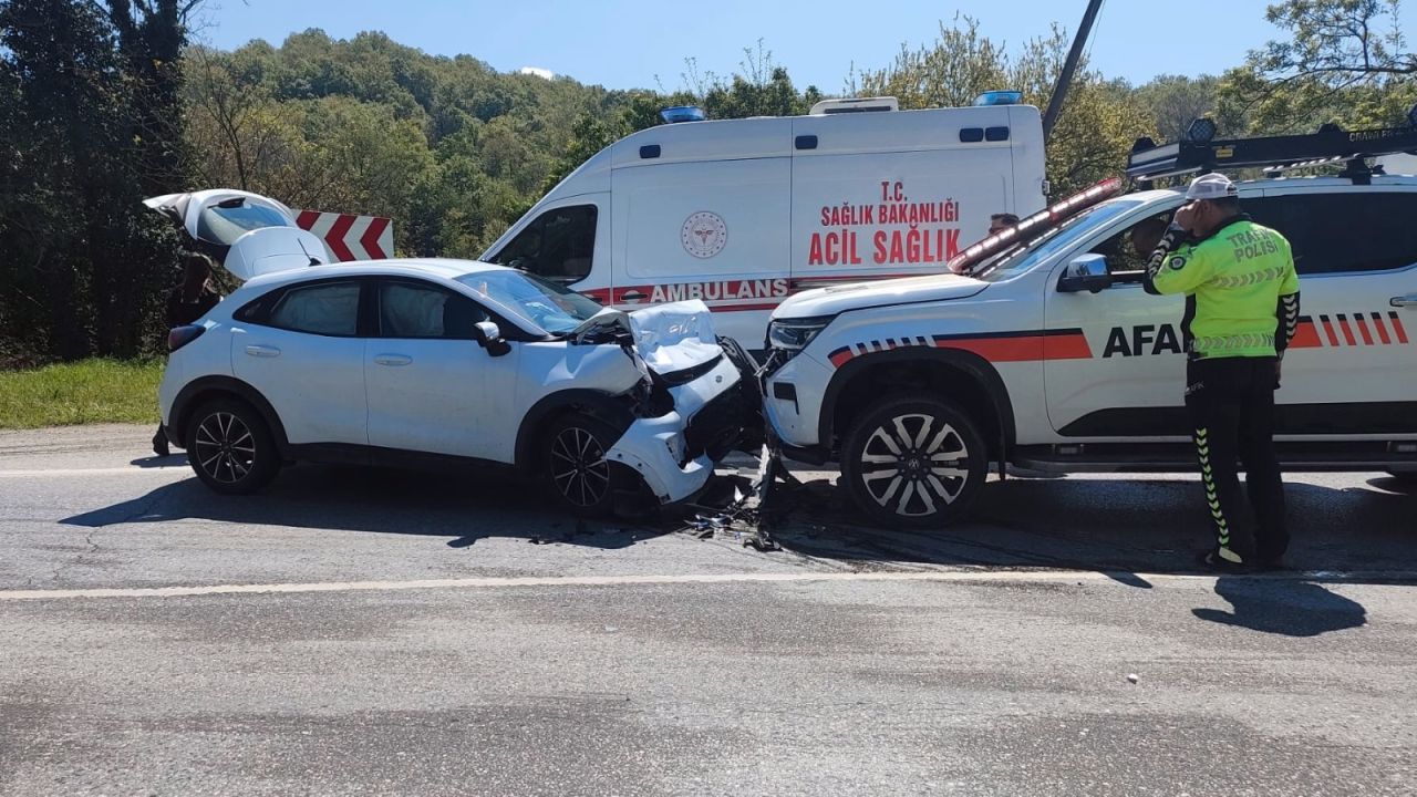 Sapanca'da kaza; 4 yaralı